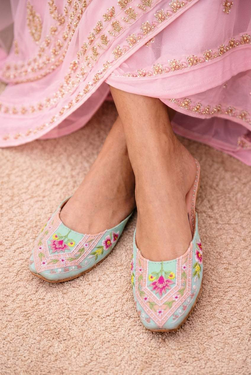 PAISLEY