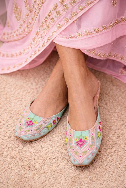 PAISLEY