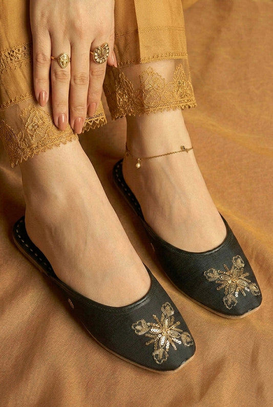 BARAAN (BLACK)
