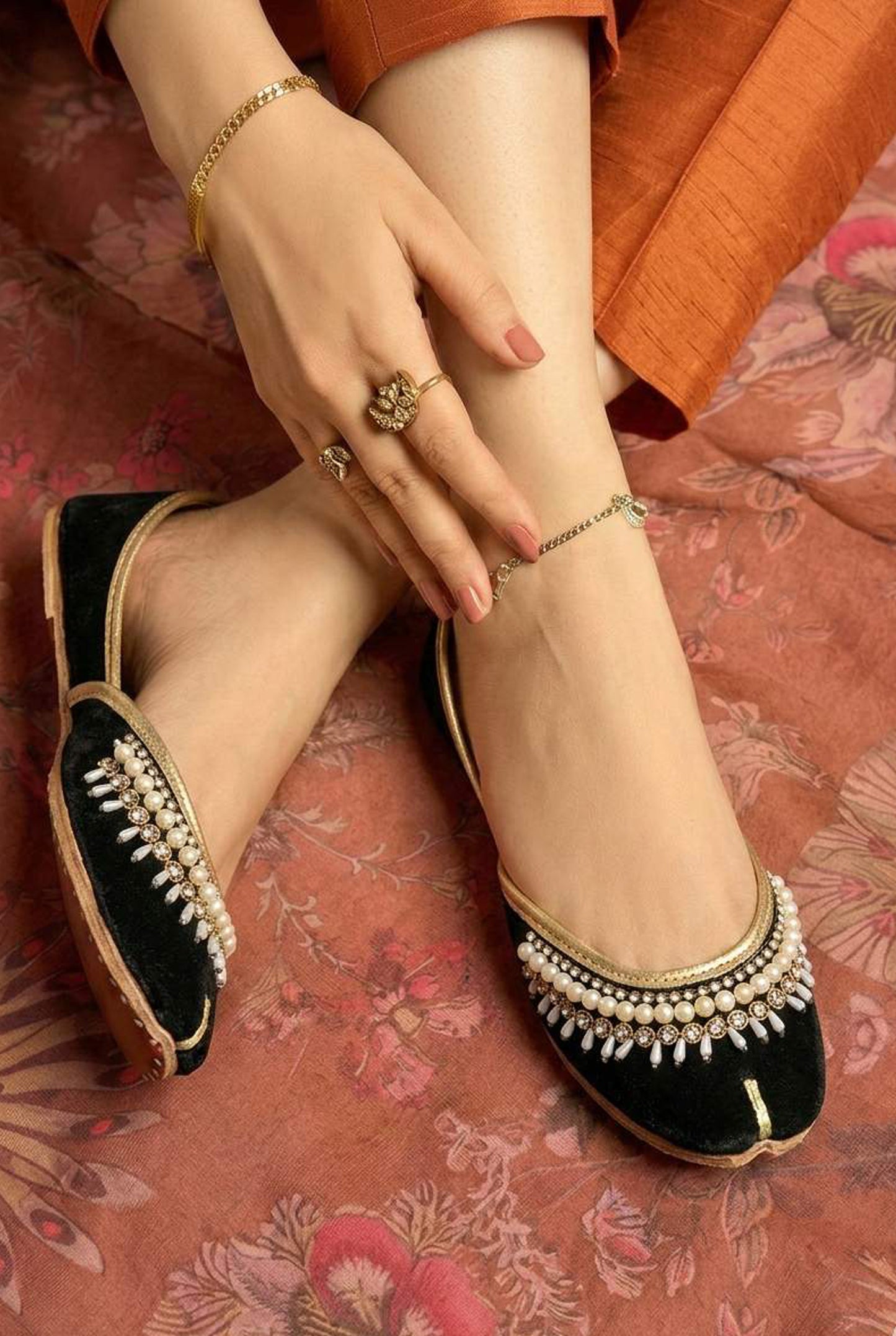 SIERRA (BLACK)