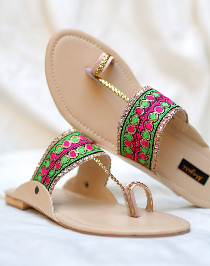 NAYAB (PARROT GREEN)