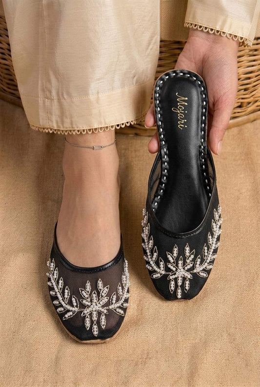 NARGIS (BLACK)