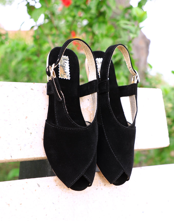 CAPRI (BLACK)