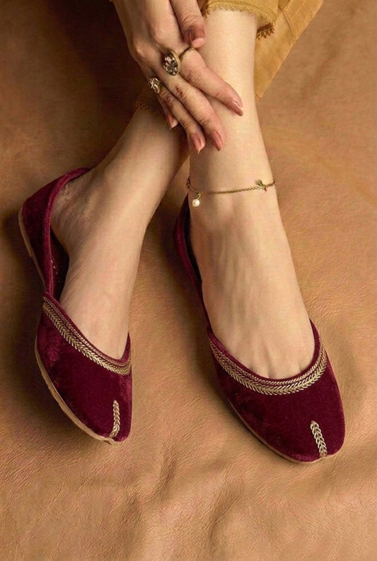 MUNSIFA (MAROON)